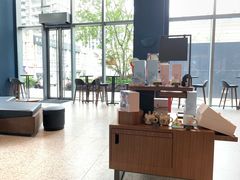 大堂-星巴克(凯德晶萃店)