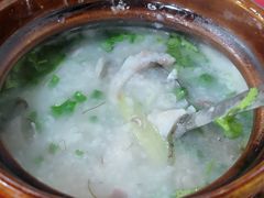 -先鲜鲫鱼粥