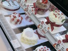 -花花卷卷·鲜食蛋糕(静安久光百货店)