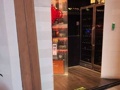 -斯普汇生蚝牛排馆(中骏世界城店)