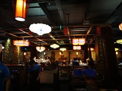 大堂-矮板凳老火锅(宽窄巷子店)