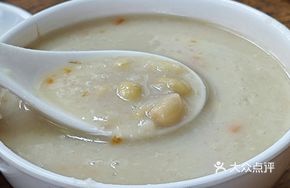 Authentic Imperata cylindrica Porridge