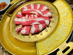 -猪啊牛呀羊啊铜盘烤肉(正大广场店)