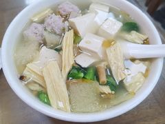 生汆丸子汤-子午路张记肉夹馍(翠华路店)
