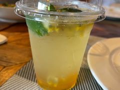 百香果气泡饮-自然食集西餐厅(泰晤士小镇店)