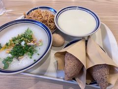 -正南齐北·老街糯米团(洪崖洞店)