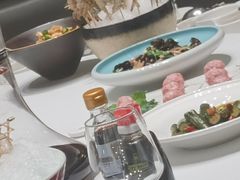 -红鼎豆捞·非遗鲍皇汤火锅(宝丰路店)