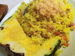 海鲜菠萝炒饭-华馨园北京烤鸭(丽水店)