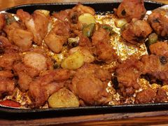 东镇老味道烤鸡块-老东镇啤酒屋海鲜加工·蒸汽海鲜·海鲜烧烤(台东店)