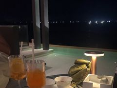 -瑰丽酒店·海吧·天际下午茶·现场DJ·天台酒吧