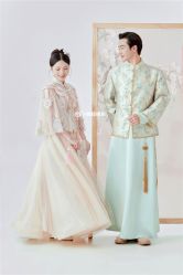 -至臻微拉婚纱摄影