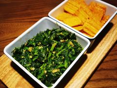 涼拌苜蓿-买福记大盘鸡新疆菜