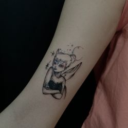 -木子·纹身店TATTOO穿孔·洗纹身