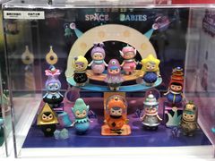 -泡泡玛特POPMART(蓝色港湾店)