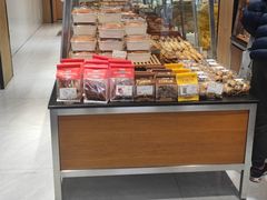 -苹果花园(乳山路店)