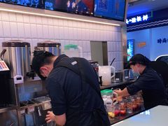 -CoCo都可(湖滨银泰店B区店)
