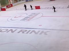 -炫采冰场(红博中央公园商场店)