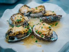 蒜蓉粉丝蒸鲍鱼-新享乐海鲜(翠华路店)