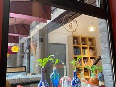 -苹果树下艺术餐厅(宋庄店)