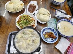 -雪琴面馆富安特色鱼汤面(城中花园店)