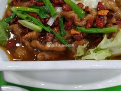水煮牛肉-绿岛酒楼(小海地店)