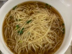 -新大咀港式茶餐厅(宝山万达店)