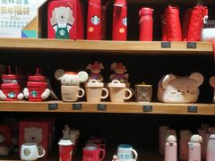 零售区-星巴克臻选(郑州国贸360广场店)