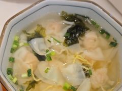 春家小馄饨-春家·非遗手工小吃(徐汇万科广场店)