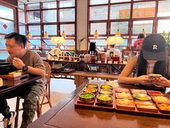 -银米·云南传统过桥米线(双廊黑金冠店)
