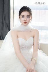 -欣薇婚纱(新源乐汇城店)