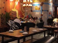 大堂-爱啤精酿·民谣酒馆(滨江店)