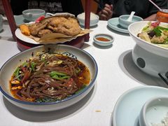 -江城小馆陕南妈妈菜·全球旅行餐厅(钟楼店)