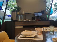 -港丽餐厅(高德置地店)