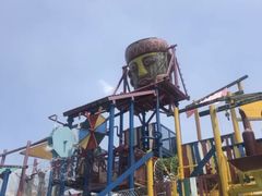 -热带风暴水上乐园
