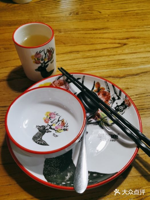 新白鹿餐厅(百联中环店)图片