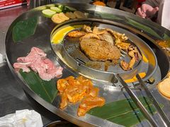 -哈哈碳都·牛肋条无限自助烤肉(台江万达店)