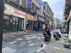 -万达广场(武汉菱角湖店)