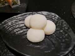 椰蓉酸奶糯米糍-悟空酒场烤肉(凯德壹中心店)
