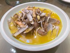 -新天明砂锅鱼头煲