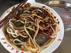 -文山荷鲜居(翠湖店)