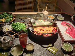 -三出山火锅(南京万象天地店)