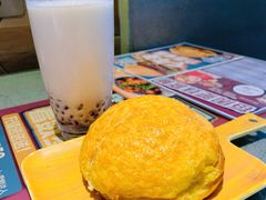 港式菠萝油-大头力茶餐厅(花都融创茂店)