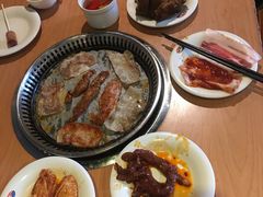 -汉丽轩韩式自助烤肉(大学城龙湖U城天街A馆店)