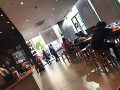大堂-星巴克(昆明金鹰天地店)