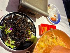 -雀舞云南菜(天津天河城购物中心店)