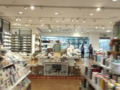 -三福时尚(三峡广场华夏银座店)