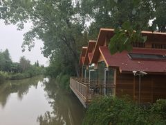 -上海怡沁园度假酒店