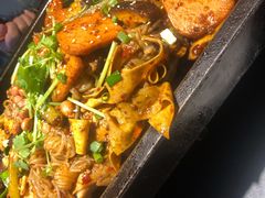 -俏巴妹烤鱼香锅(奥体店)