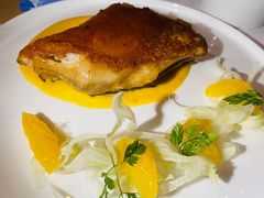 -AZUR聚(香格里拉饭店)