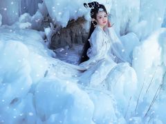 -九月鹰飞汉服摄影工作室